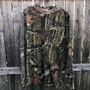 Men's Long-Sleeve Camouflage Pocket Tee - Green/Brown